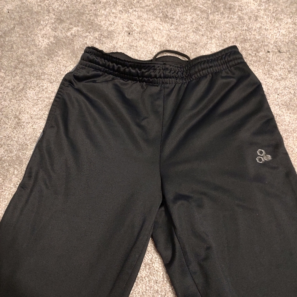 Youth 14/16 Tek Gear Black athletic pants